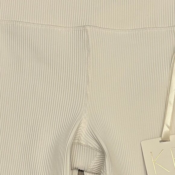 NWT Athleta + Alicia Keys Elation Ribbed Bike Shorts Cream Color Size Medium - Picture 7 of 16